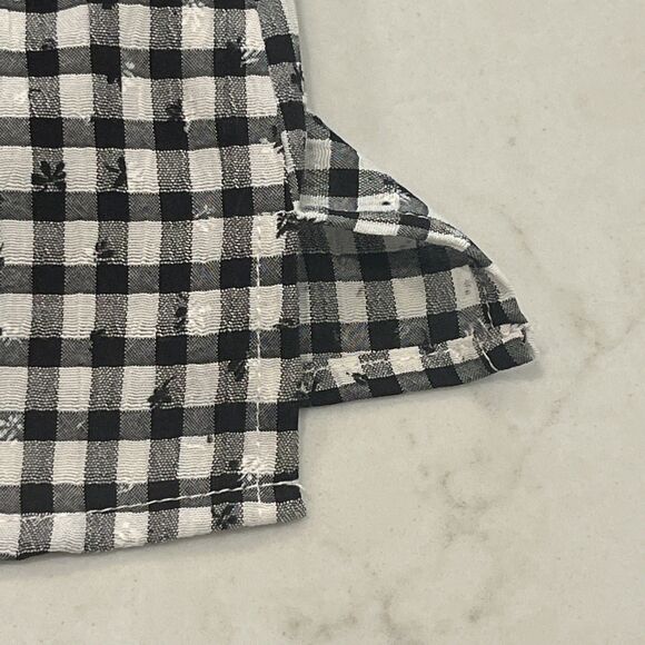 CeCe NEW Black White Gingham Flutter Short Sleeve V Neck Top Size Medium - Picture 9 of 14